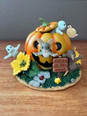 Halloween Figurine - Holiday Gift - Collectible Keepsake/Holiday Decor